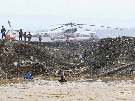 ﻿Головною версією прориву дамби в Красноярському краї назвали порушення під час проведення золотовидобувних робіт