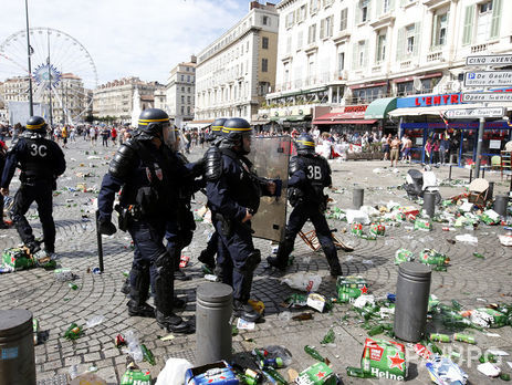 Из-за беспорядков на Евро 2016 во Франции ограничат продажу алкоголя