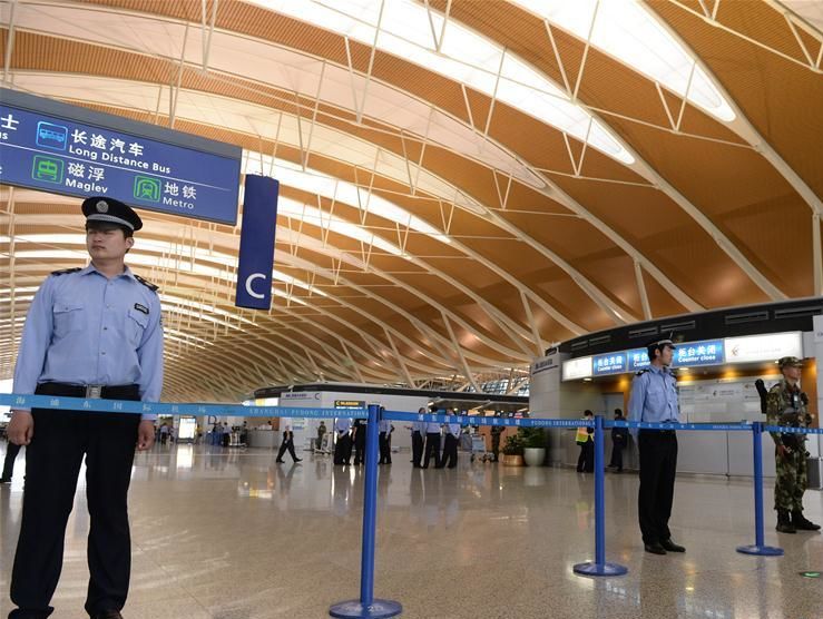 Взрыв в международном аэропорту Шанхая устроил азартный игрок с долгами