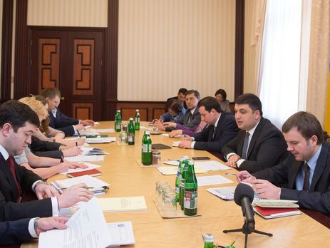 Кабмин Украины создал мобильные группы, которые будут проверять работу таможни