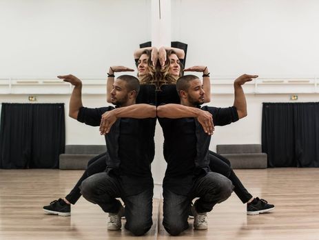 Хит YouTube: танцовщики исполнили 