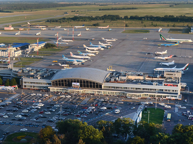 ﻿Аеропорт у Борисполі припиняв роботу через запах аміаку