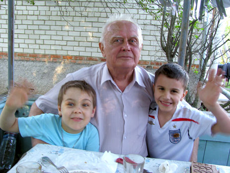 Сын Солошенко: Отец чувствует себя нормально, все не так страшно, как рассказывают