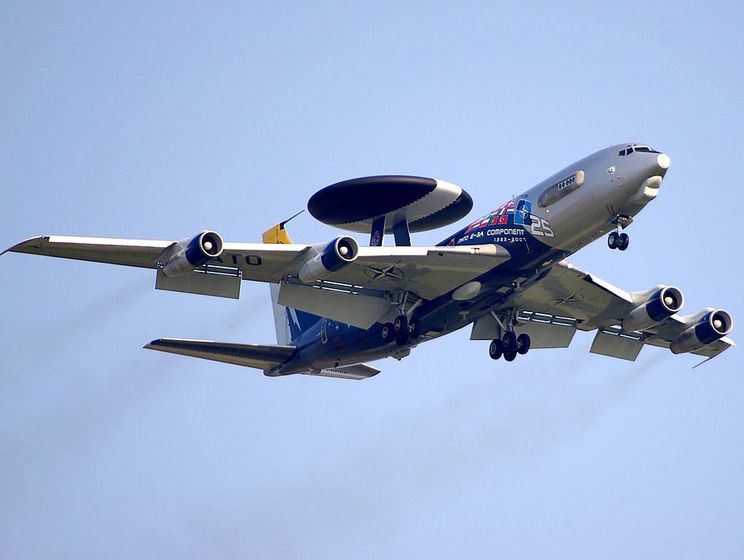 Германия может направить для борьбы с ИГИЛ самолеты-разведчики AWACS 