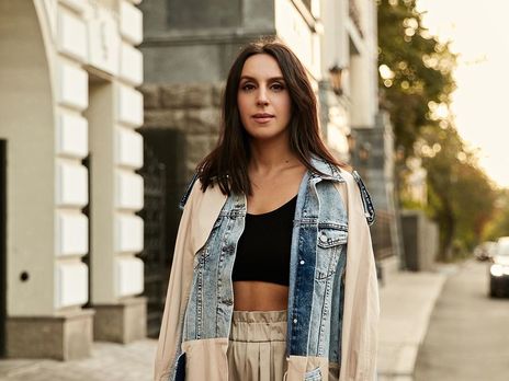 Джамала разместила снимки прогулки с семьей