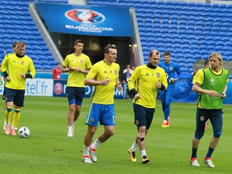 Евро 2016: Украина провела тренировку на стадионе в Лионе. Фоторепортаж