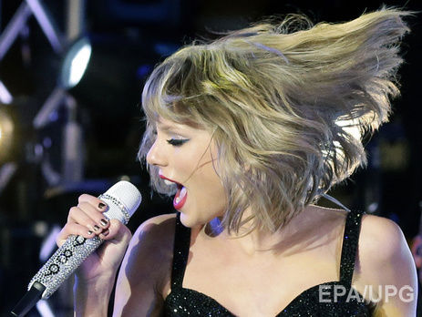 У Свифт роман с Хиддлстоном