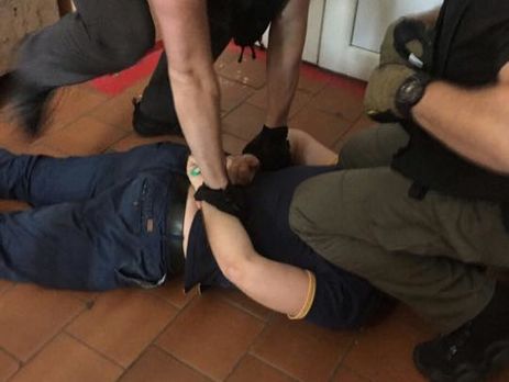 Матиос заявил о трех задержанных на взятках военнослужащих