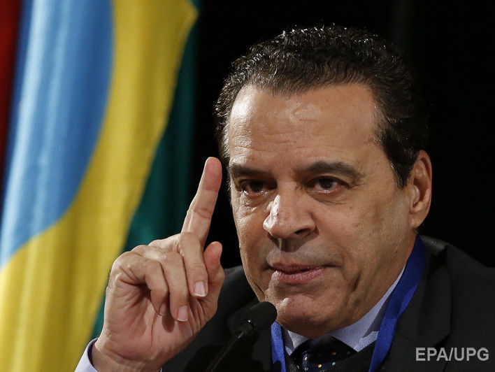 Бразильский министр ушел в отставку из-за обвинений во взяточничестве