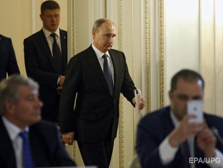 Путин: Россия смогла решить самые острые проблемы в экономике