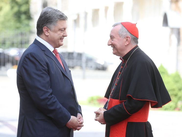 Порошенко призвал Ватикан помочь с освобождением пленных на Донбассе