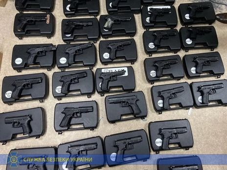 СБУ блокировала контрабанду оружия в Украину