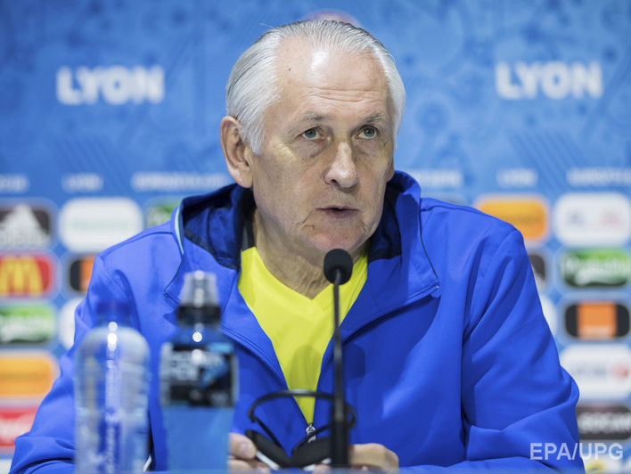 Фоменко сообщил игрокам, что уйдет из сборной после Евро 2016 – СМИ