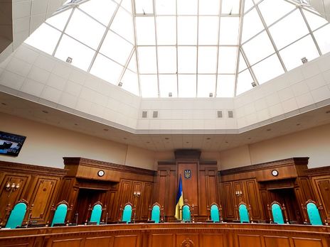 ﻿Конституційний Суд розгляне закон про люстрацію 24 жовтня