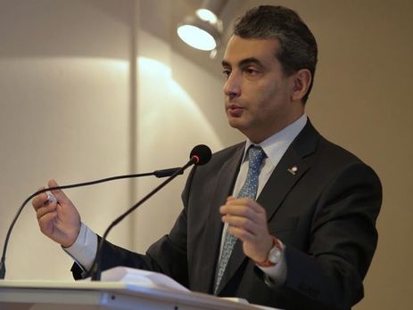 Шлосберг: Похороны погибших в Украине российских военных проходили странно и очень оскорбительно