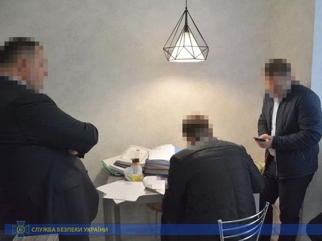 ﻿232 млн грн збитків державі. У Києві ексчиновників затримали за схему з нерухомістю