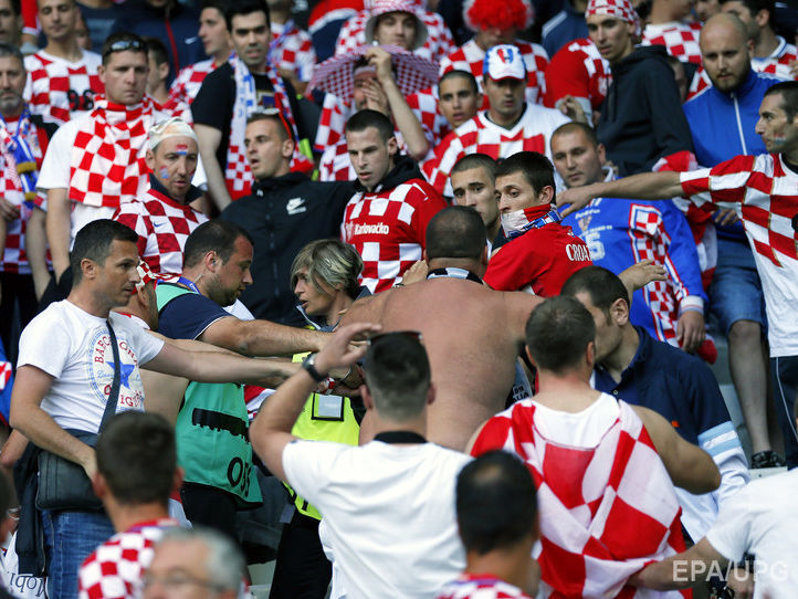 УЕФА оштрафовал Хорватию за поведение болельщиков на Евро 2016