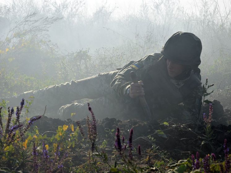 ﻿Доба на Донбасі. 25 обстрілів бойовиків, поранено одного українського військового
