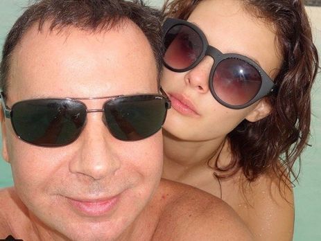 55-летний российский олигарх Иванов женился на юной возлюбленной