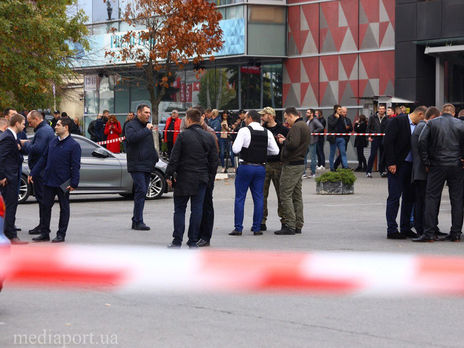 ﻿Банкноту номіналом 1 тис. грн увели в обіг, у Харкові влаштували стрілянину. Головне за день