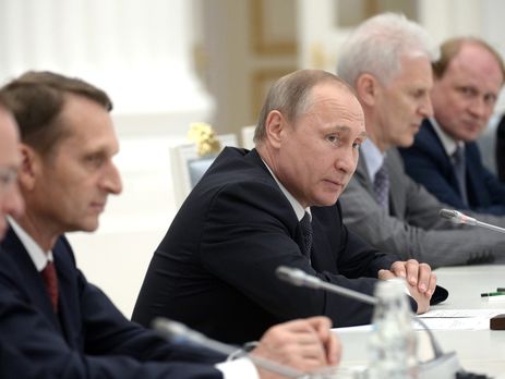 Путин: Ни один народ не должен жить прошлым и купаться в своем героизме бесконечно