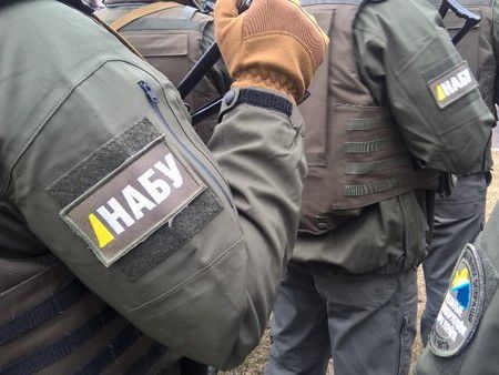 Двое фигурантов "газового дела" Онищенко освободились под залог и снова были задержаны 