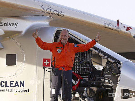 Самолет Solar Impulse впервые пересек Атлантический океан