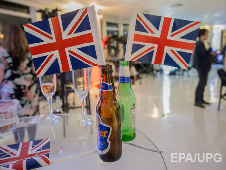 Британцы проголосовали за выход из ЕС, фунт обвалился до минимумов 1985 года – СМИ