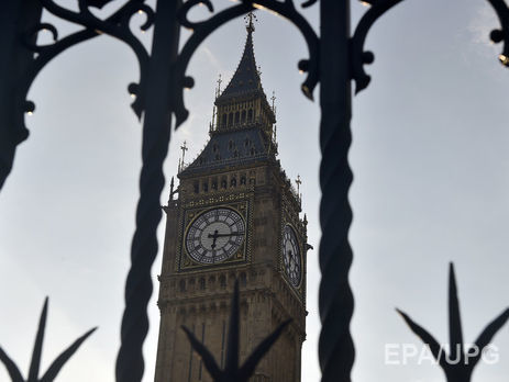 Избирательная комиссия: За выход из ЕС проголосовали 51,9% британцев