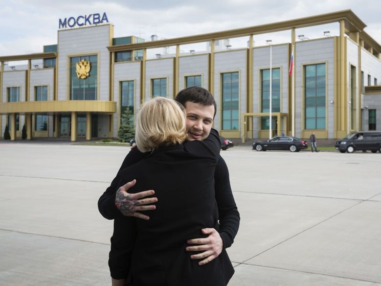 "Еврооптимиcты" обратились к Порошенко с просьбой предоставить жилье освобожденным украинским политзаключенным