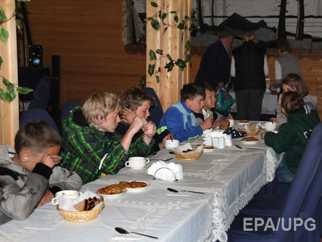 Суд отпустил на свободу фельдшера, проигнорировавшую звонок от тонущего на Сямозере ребенка