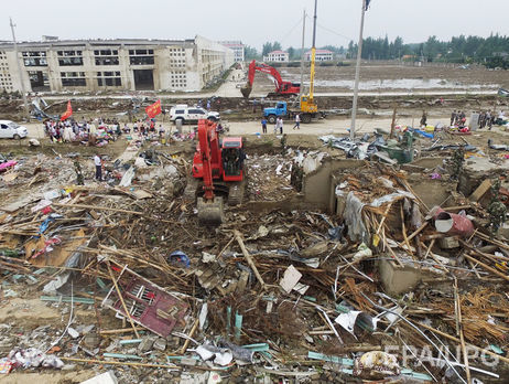 Число жертв торнадо и ливней в Китае возросло до 99 человек