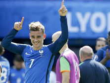 Франция обыграла Ирландию и вышла в четвертьфинал Евро 2016. Фоторепортаж