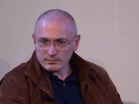Ходорковский поделился снимком праздничного застолья по случаю своего дня рождения