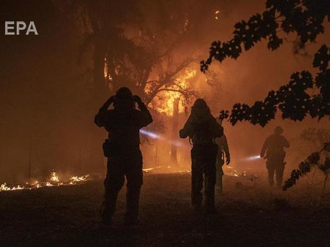 В Калифорнии из-за лесных пожаров эвакуируют около 180 тыс. человек