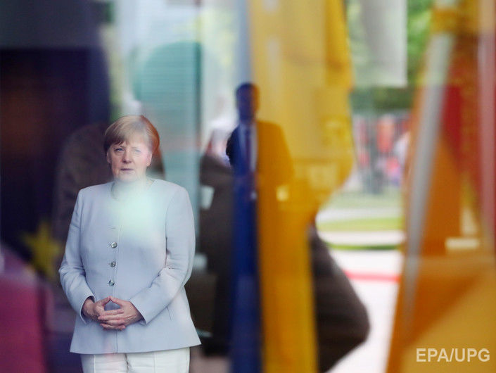 Меркель: Выборы на Донбассе на данный момент невозможны