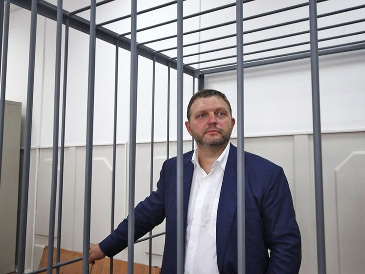 Адвокат арестованного губернатора Кировской области РФ Белых сообщил, что его не пускают к подзащитному