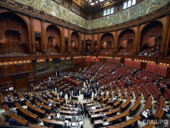 Сенат Италии отказался принять резолюцию об отмене санкций против РФ