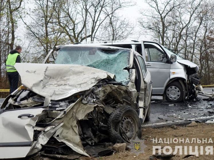 Унаслідок ДТП в Івано-Франківській області одна людина загинула, трьох госпіталізовано