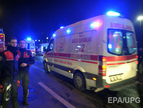В результате взрывов в аэропорту Стамбула погибли 10 человек