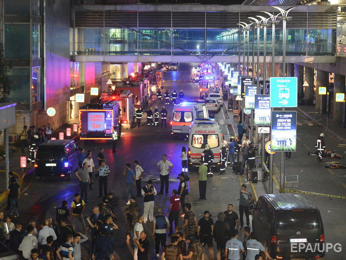 Число жертв взрывов в Стамбуле возросло до 36