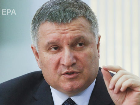 Аваков: Добровольцы в Золотом пока не нарушали закон