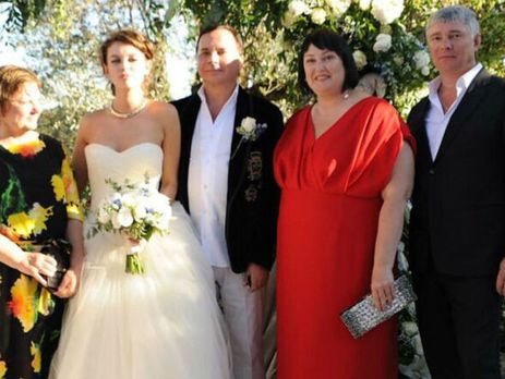 Директор модельной школы рассказала, что олигарх Иванов год-полтора добивался взаимности от несовершеннолетней модели Адаменко