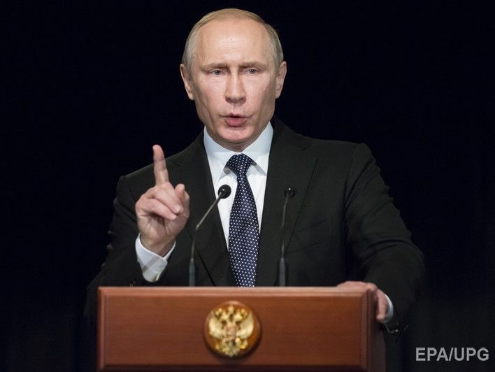 Путин продлил продовольственные санкции на полтора года