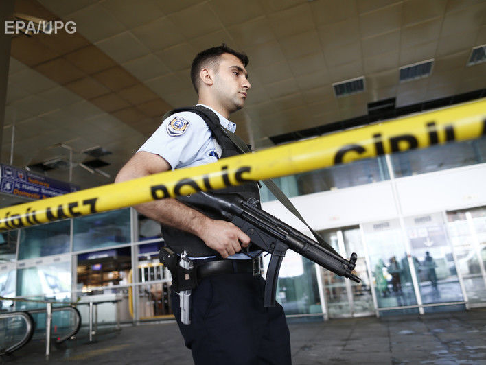 МИД Украины: Пострадавших украинцев в теракте в аэропорту Стамбула уже четверо