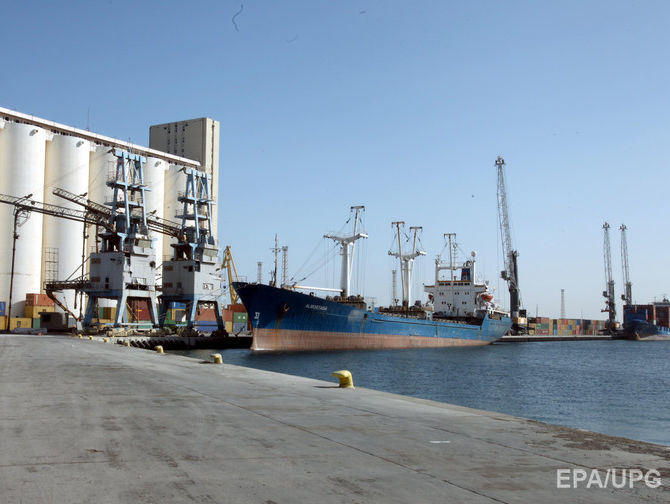 МИД РФ: В Ливии задержан танкер, в экипаж которого входили россияне и украинцы