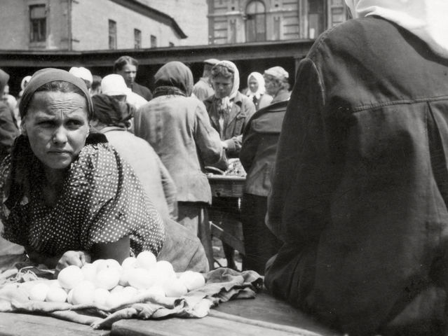 Киевлянка Хорошунова в дневнике 1942 года: Введены новые деньги, и все исчезло на базарах