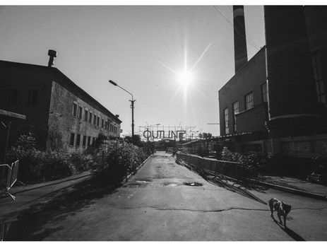 В день проведения в Москве отменили фестиваль электронной музыки Outline