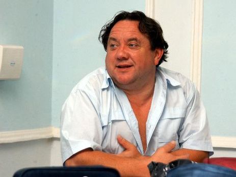 Бенюк: Нам кажется, что мы выше Конституции, у нас больше ума. Каждый, кто приходит к власти, пытается ее себе подчинить