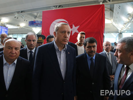 Эрдоган заявил о задержании 20 боевиков ИГИЛ, подозреваемых в причастности к теракту в аэропорту Стамбула